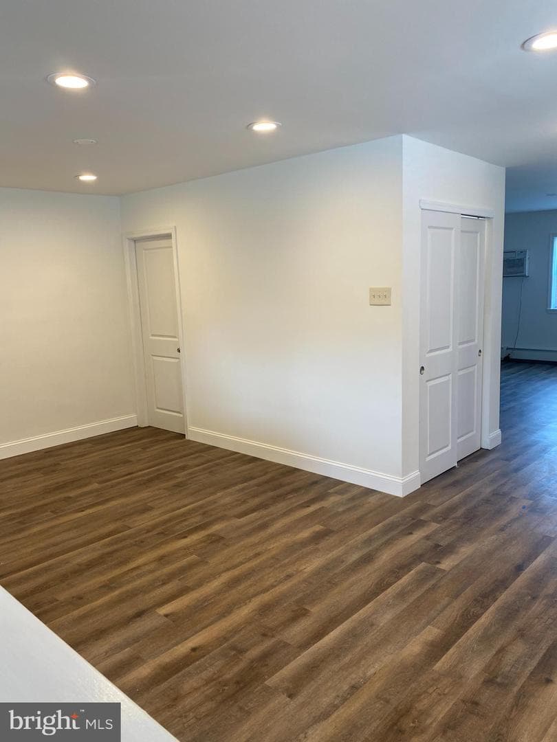1148 Tabor Plaza photo 4