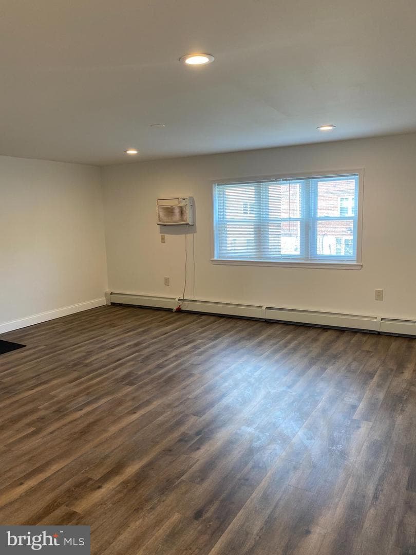 1148 Tabor Plaza photo 9