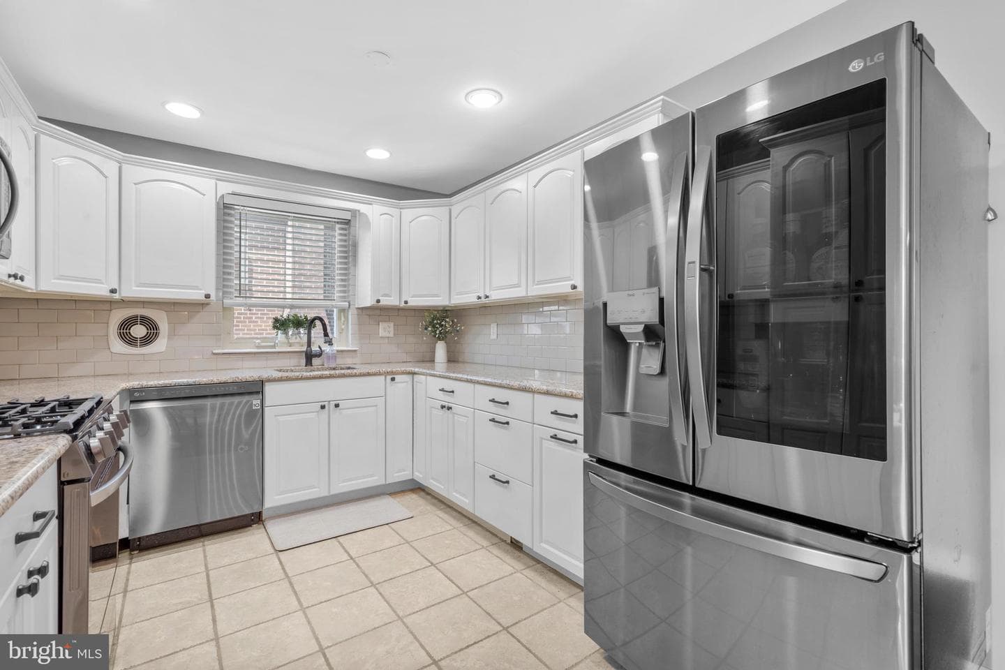 15146 Ina Drive photo 10