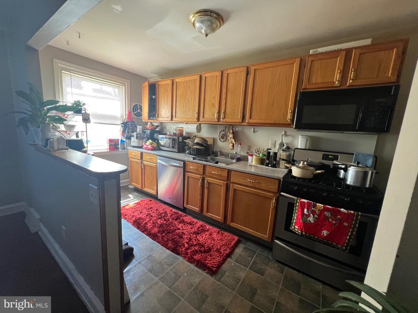 2818 Hellerman Street photo 5