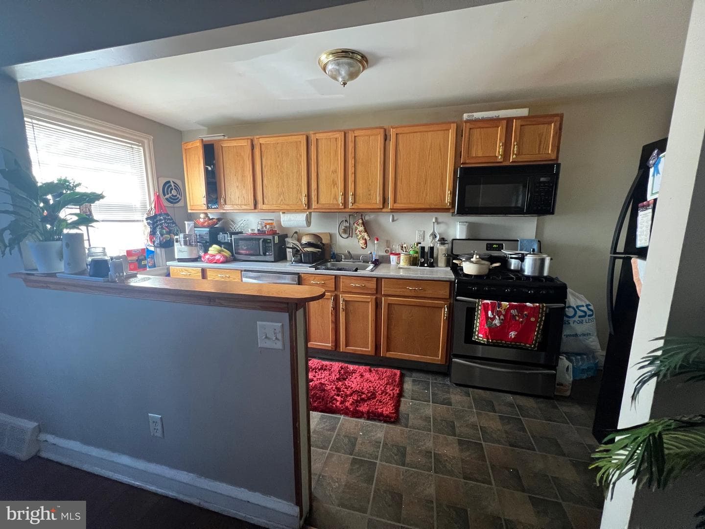 2818 Hellerman Street photo 6