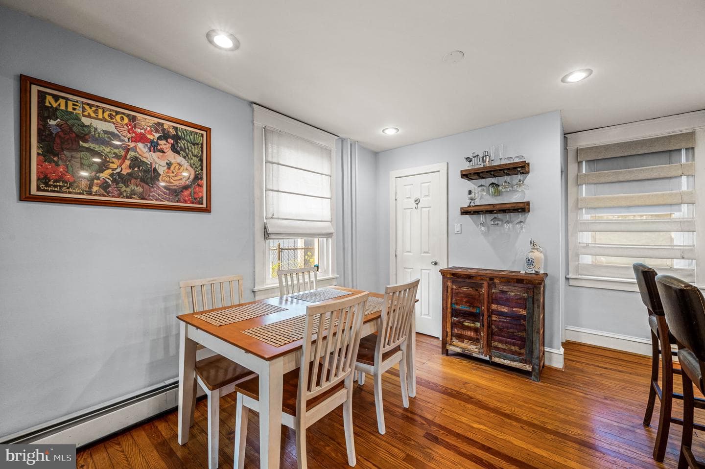 4037 Mitchell Street photo 10