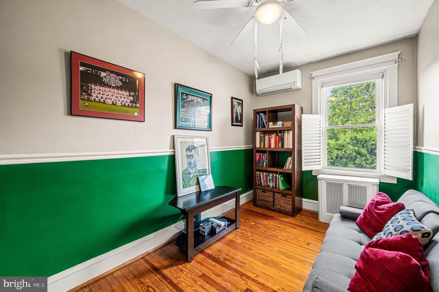 4037 Mitchell Street photo 20