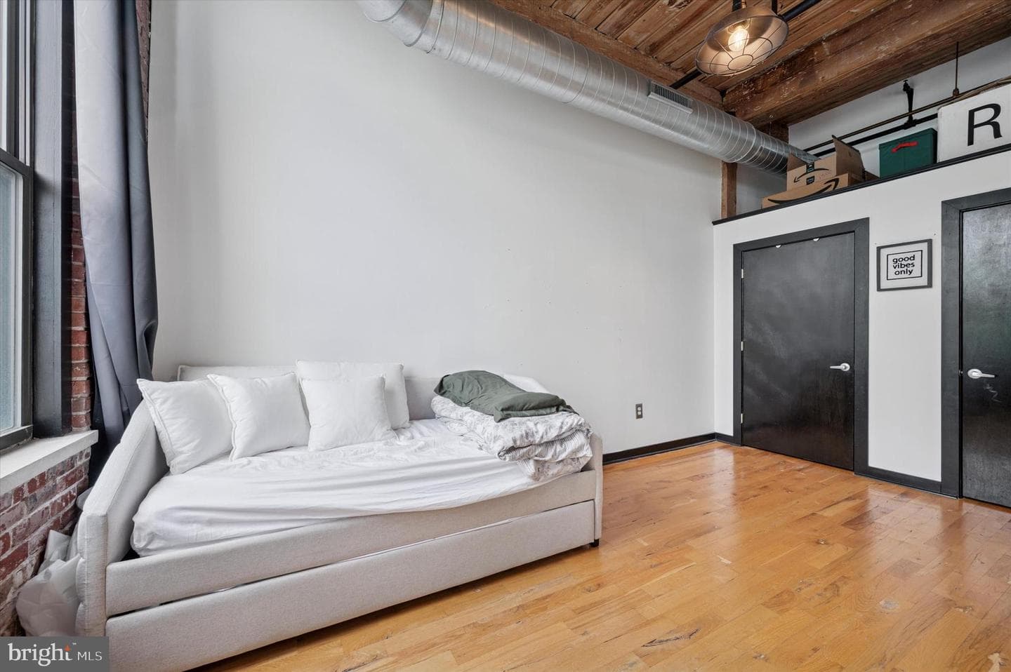 1524 N Hancock Street #402 photo 29