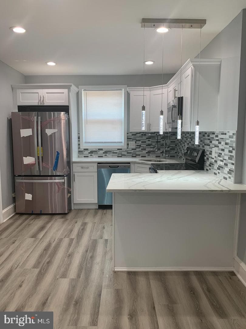 912 Anchor Street photo 3