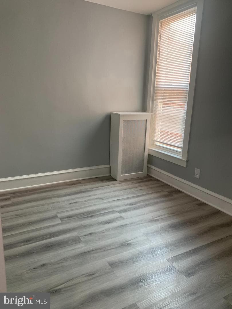 912 Anchor Street photo 7
