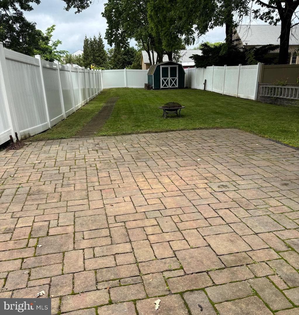 6783 Ridge Avenue photo 23
