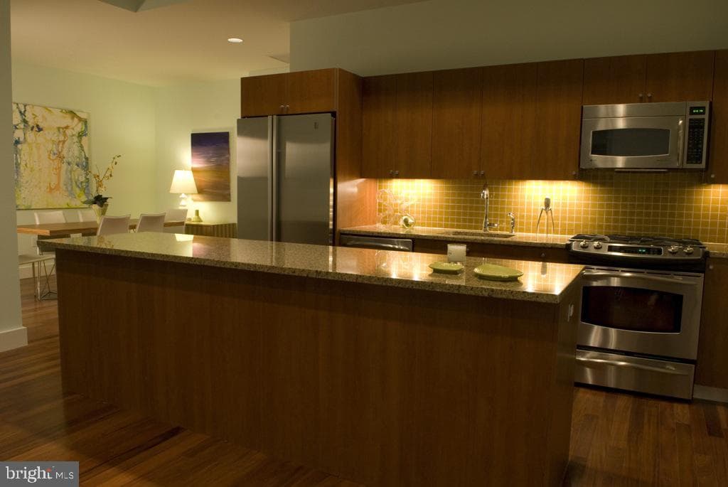1101 Locust Street #4c photo 5