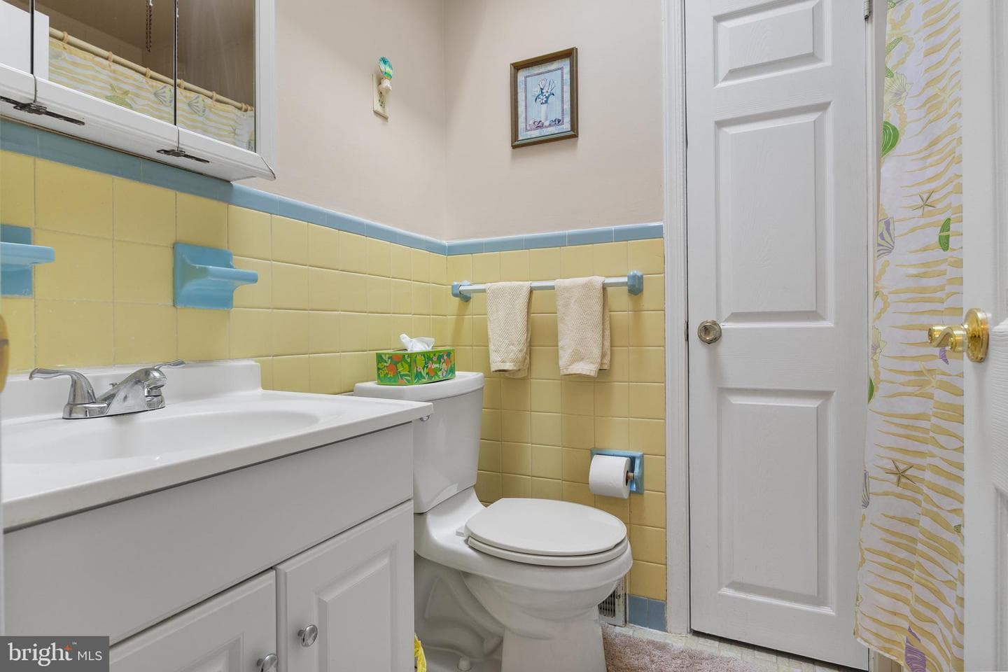 3043 Tremont Street photo 18