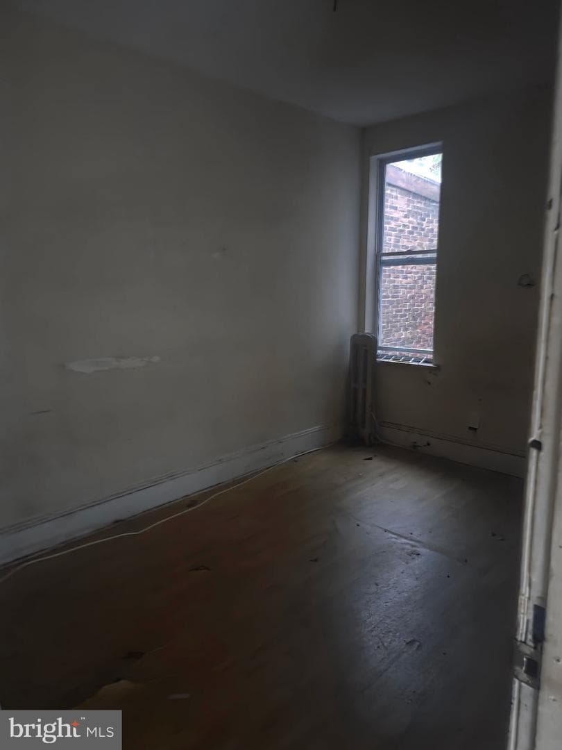 940 E Schiller Street photo 4