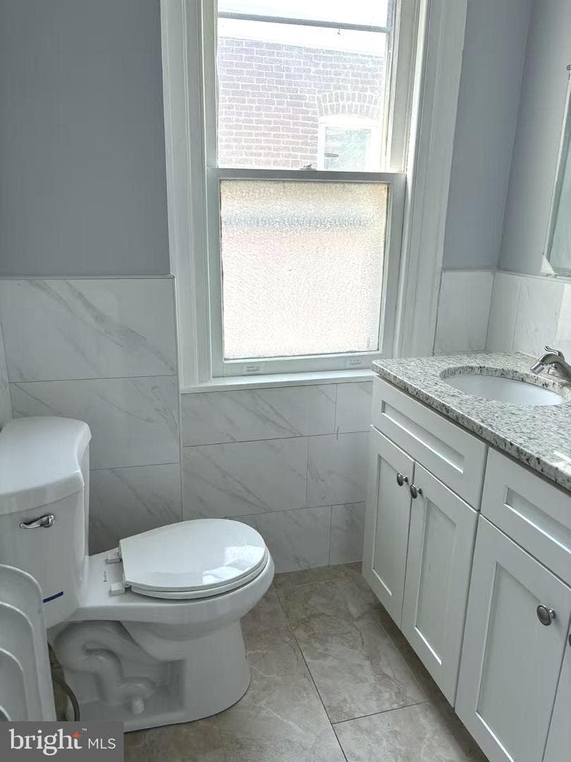 615 Robbins Street photo 5