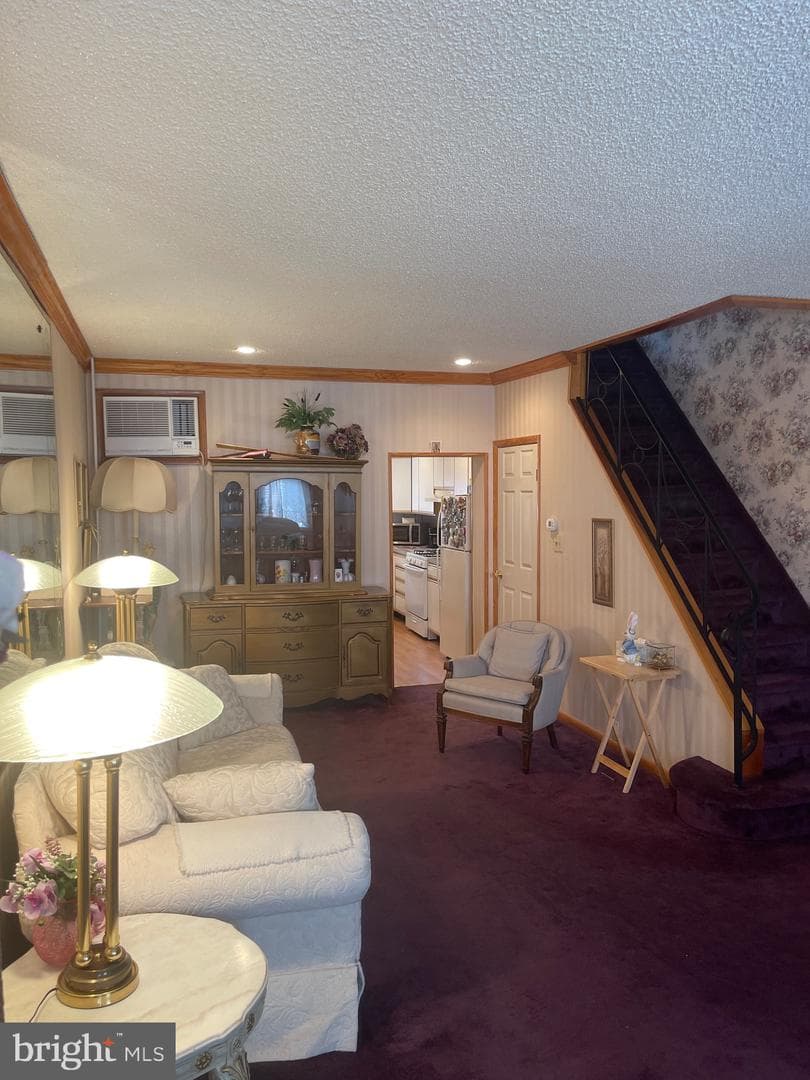 360 Durfor Street photo 6