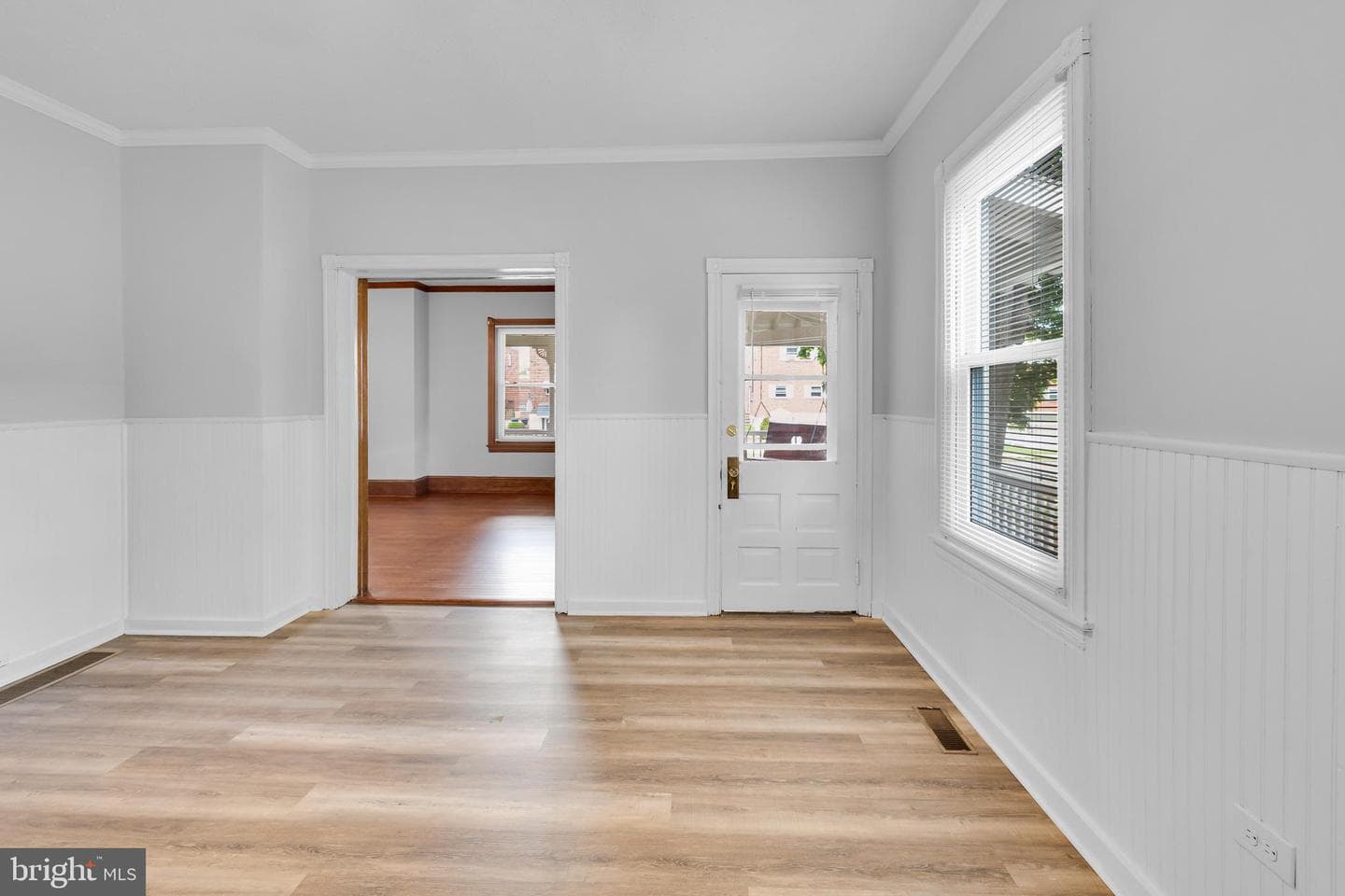 700 Strahle Street photo 10