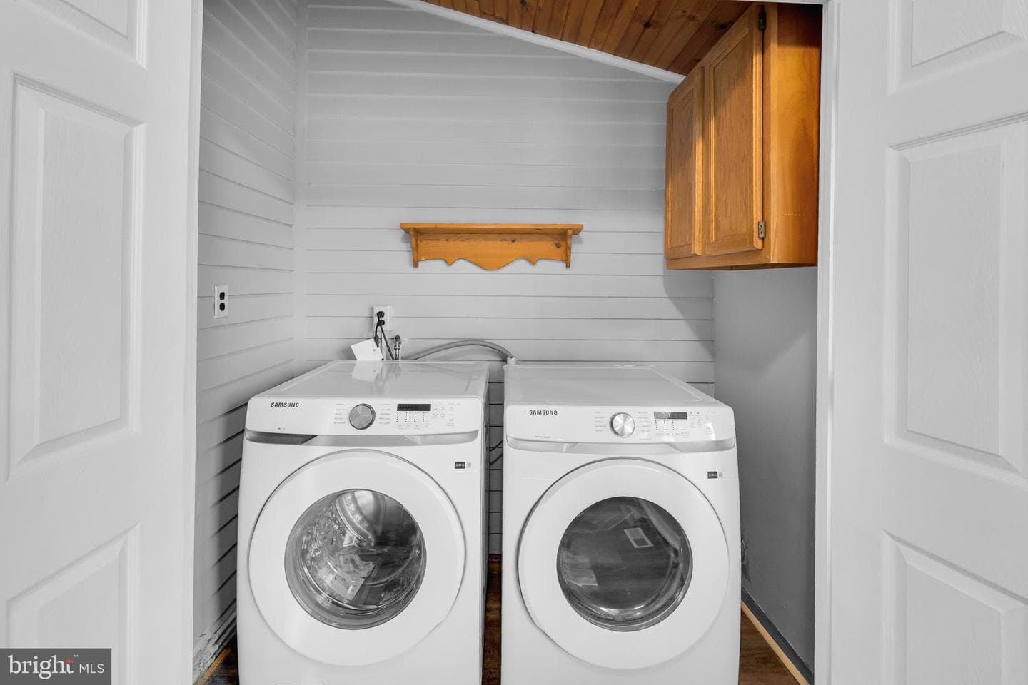 700 Strahle Street photo 18