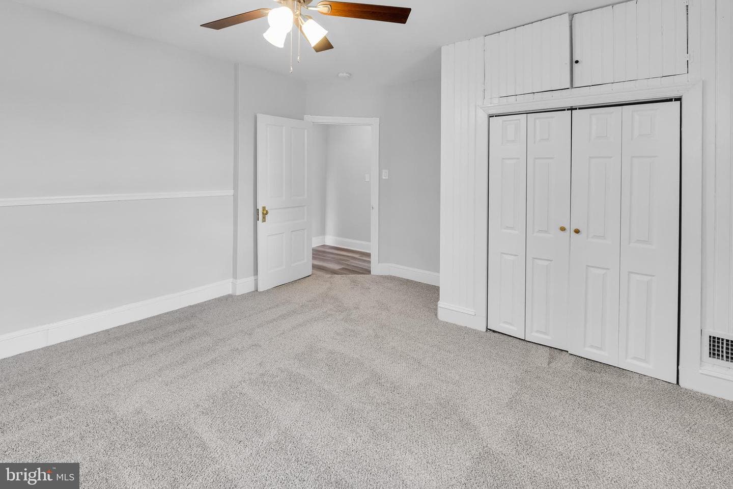 700 Strahle Street photo 21
