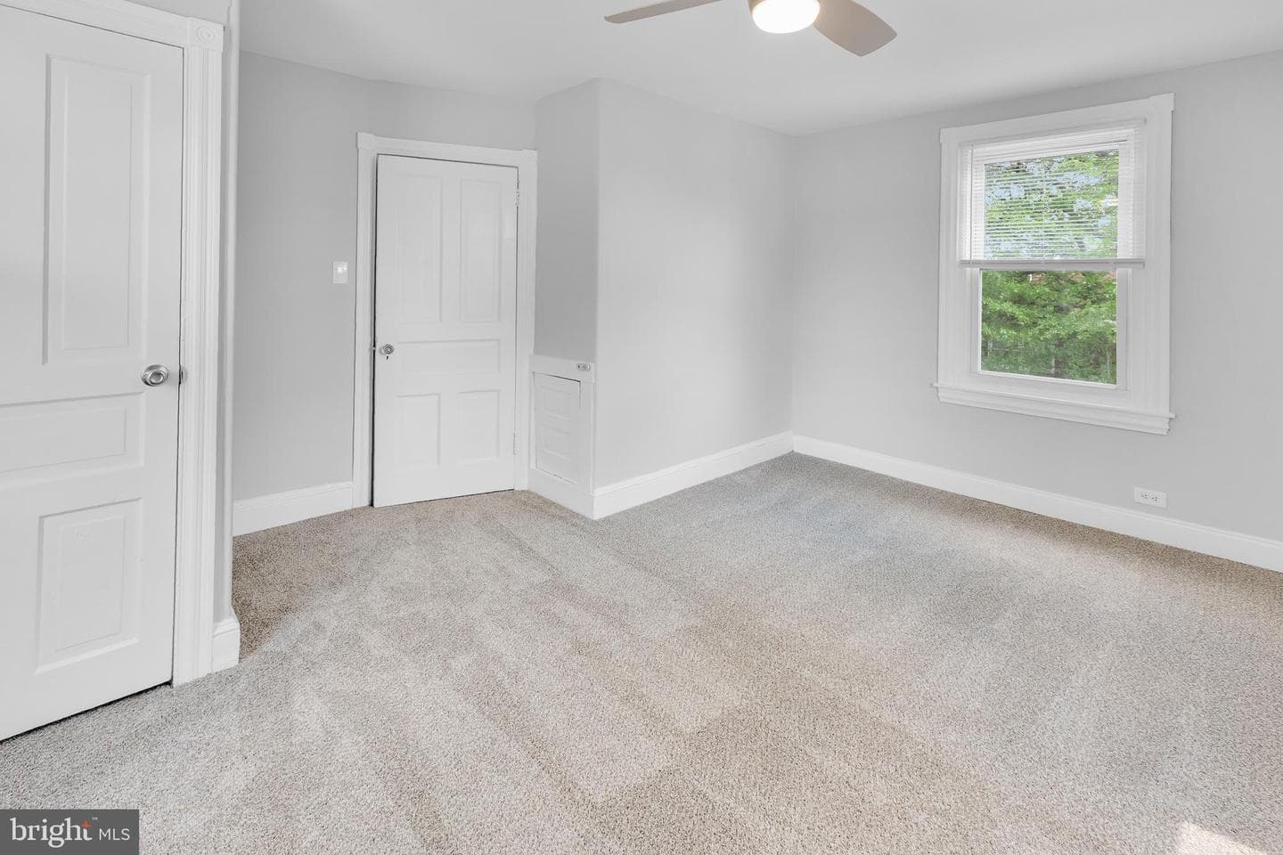 700 Strahle Street photo 29