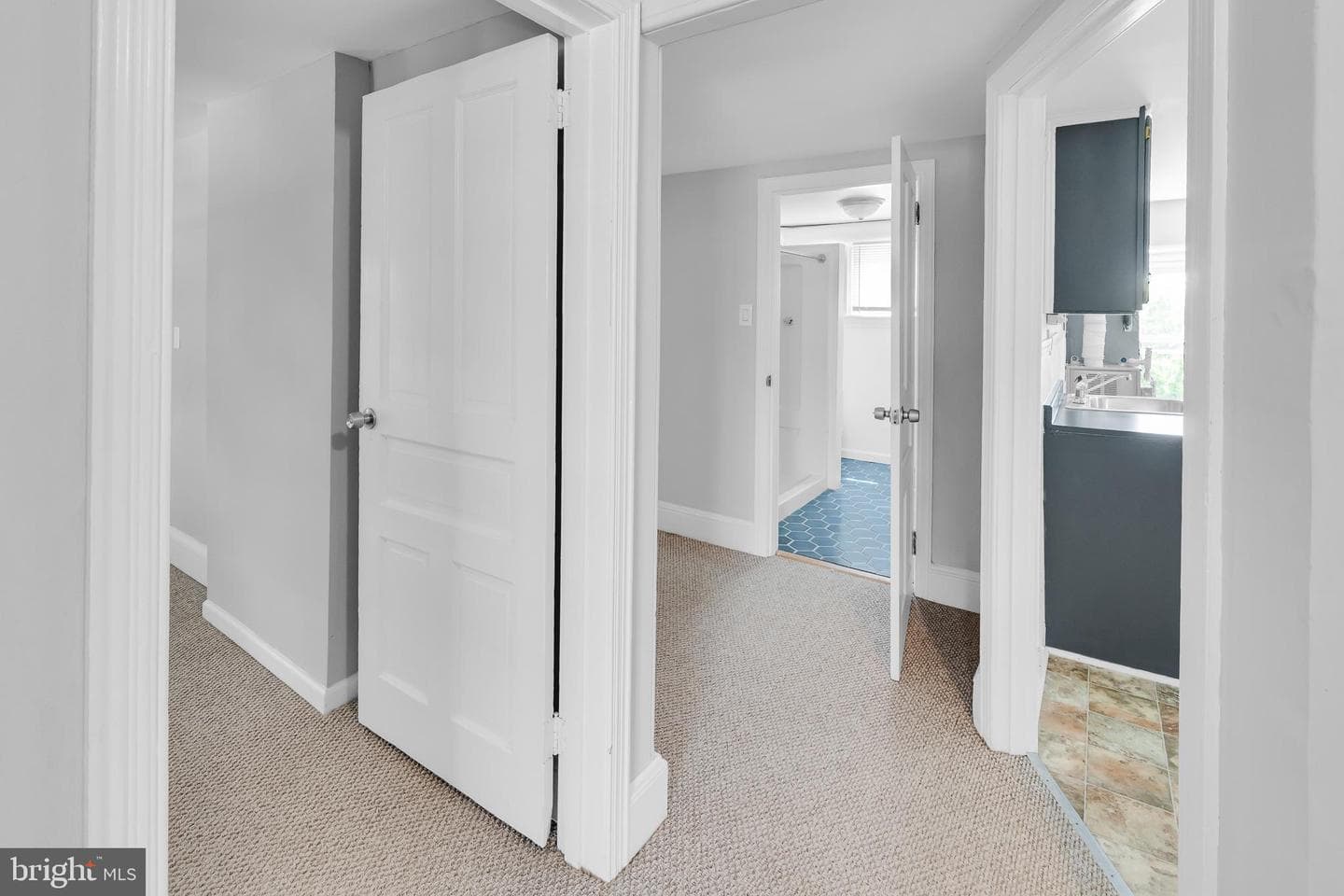 700 Strahle Street photo 31
