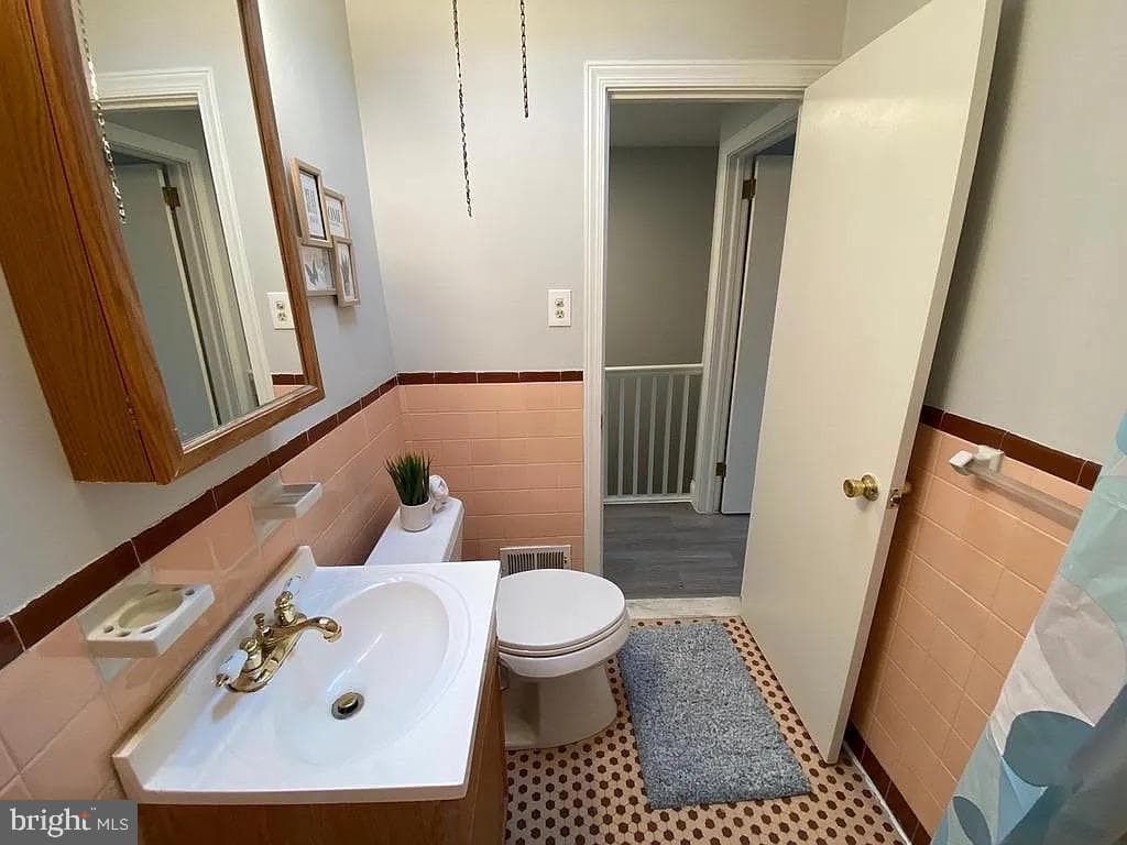 5732 Tackawanna Street photo 15