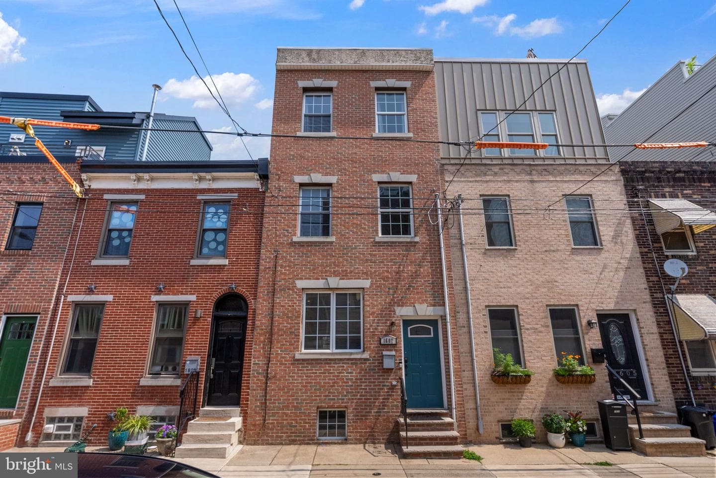 1607 Manton Street photo 1
