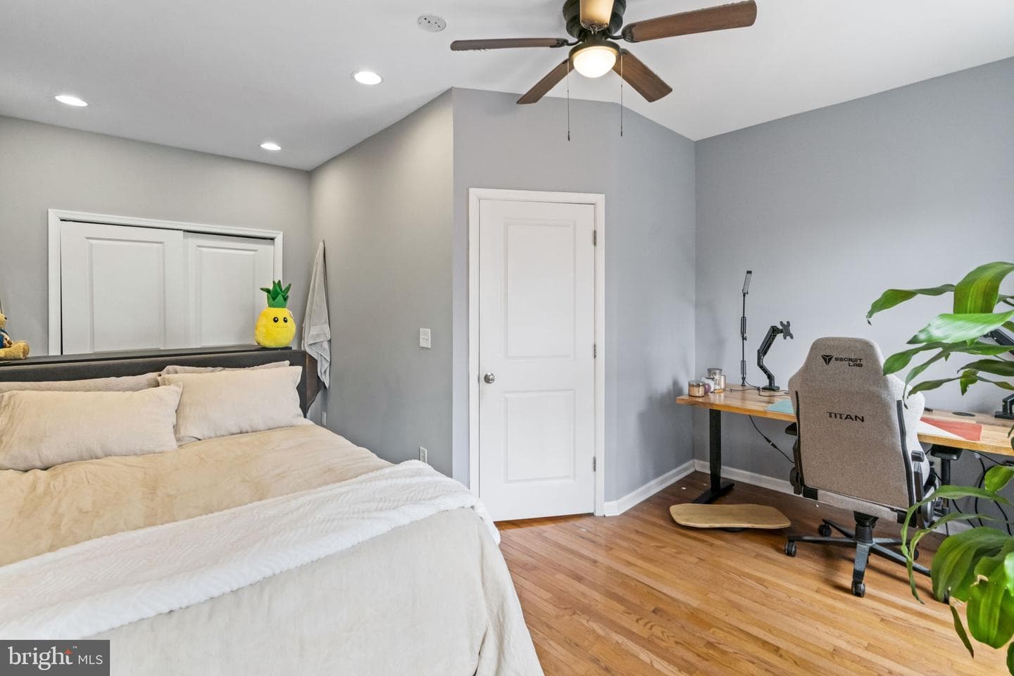 1607 Manton Street photo 14