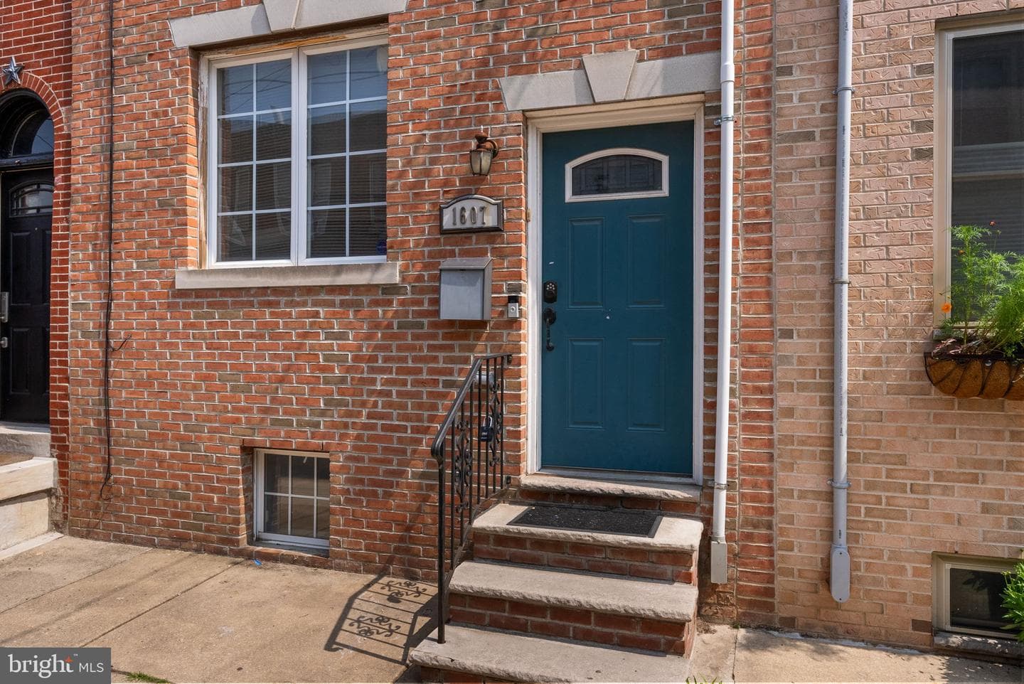 1607 Manton Street photo 2