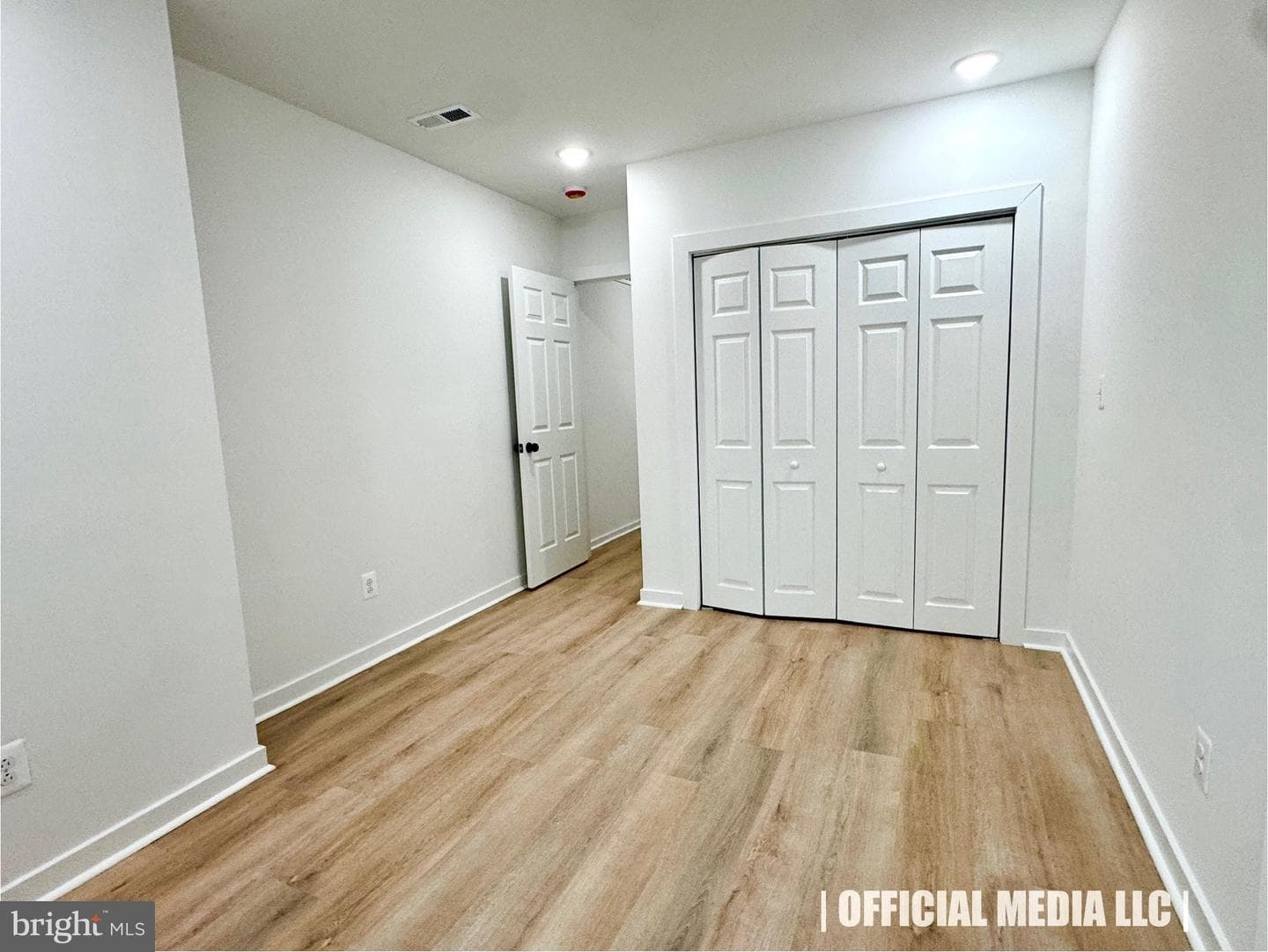 1522 S Lindenwood Street photo 11