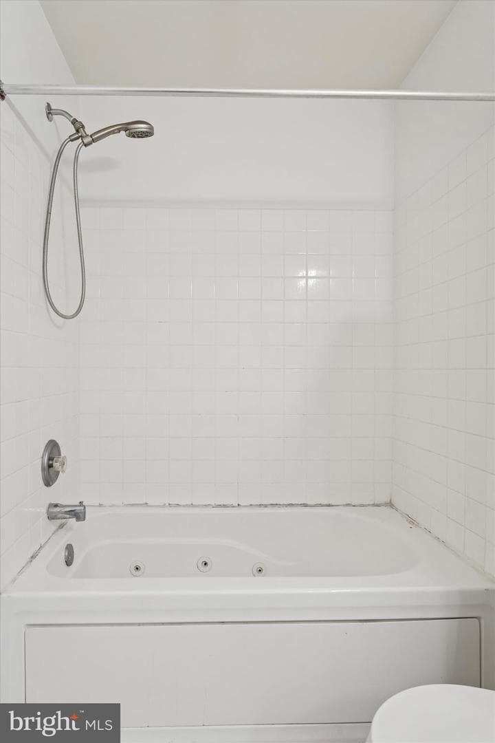 100 Parker Avenue #13 photo 15