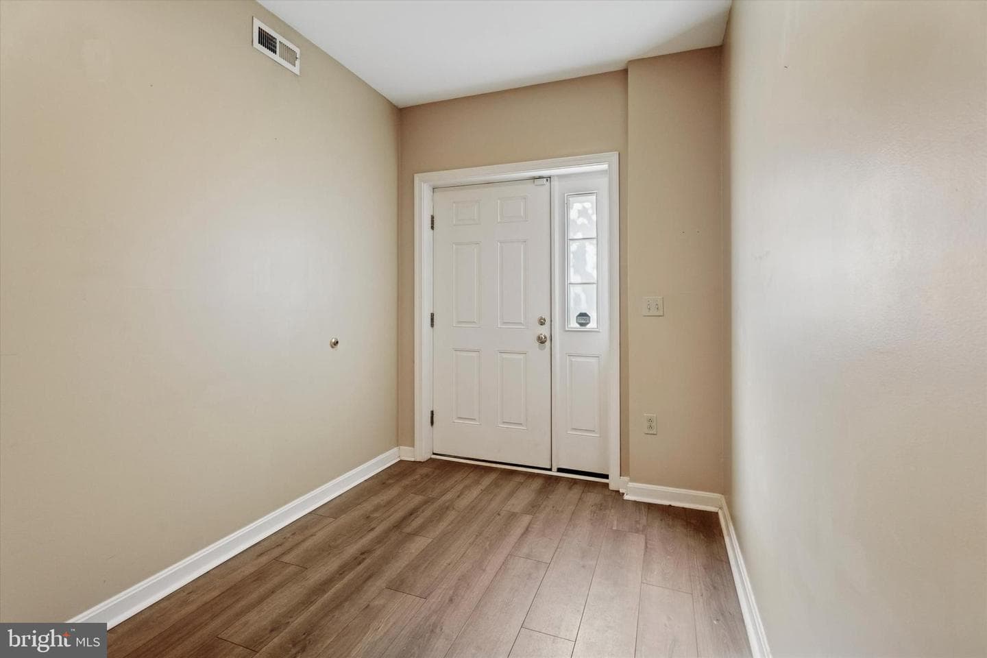100 Parker Avenue #13 photo 23