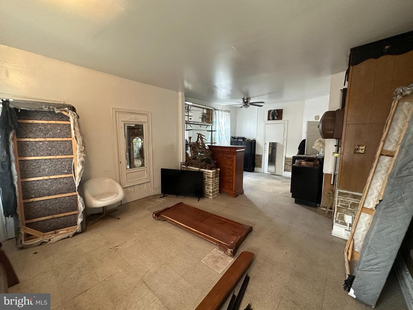 1511 W Venango Street photo 14