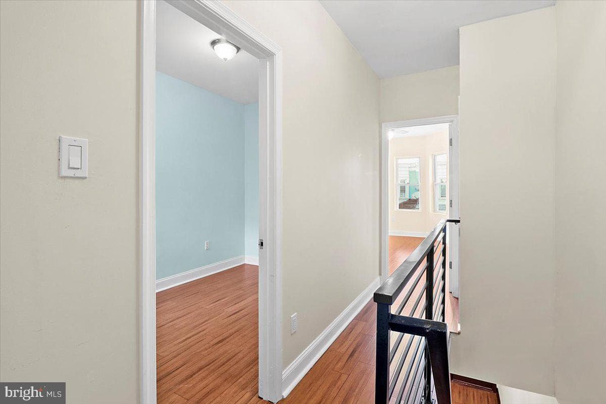 5252 Rodman Street photo 19
