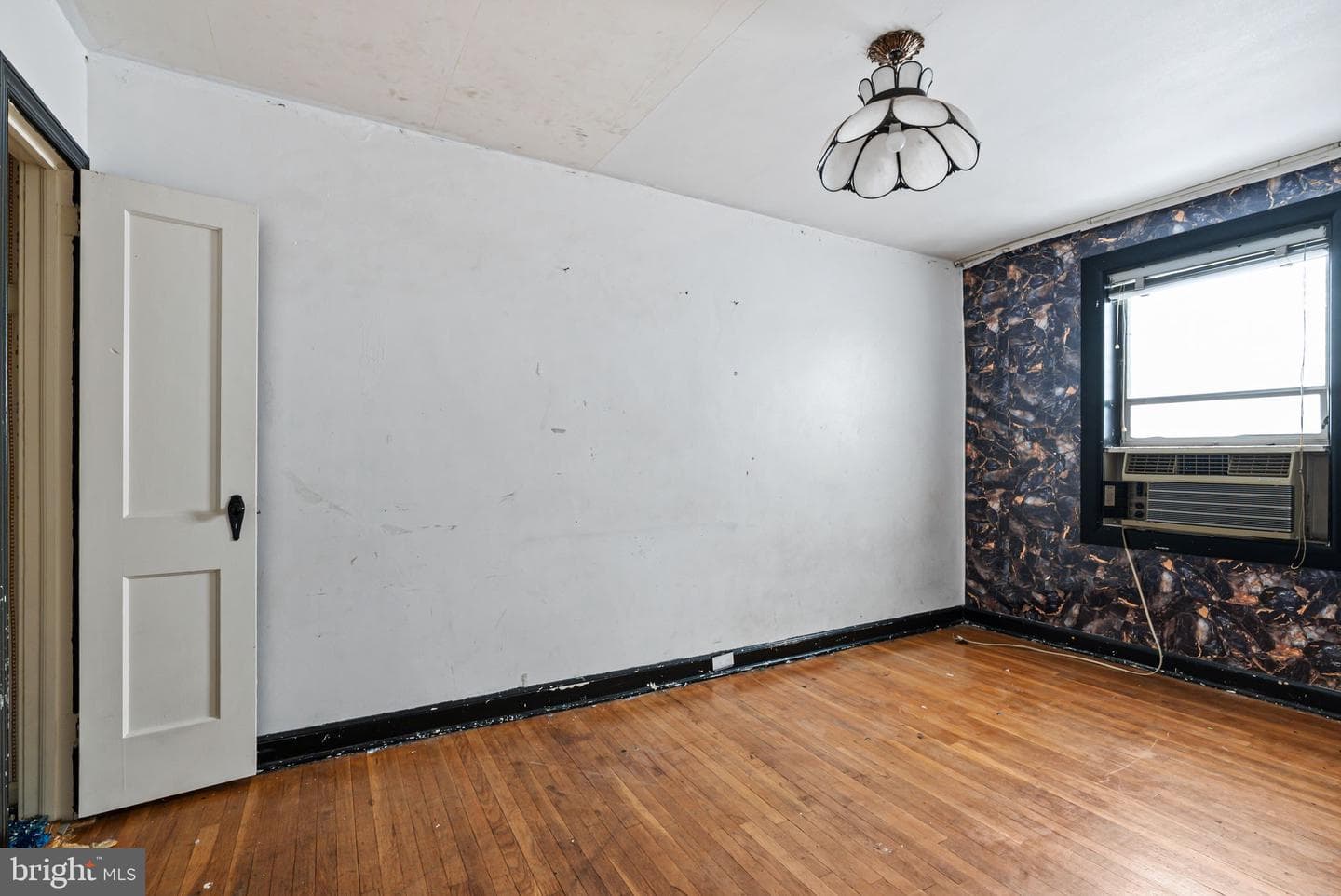4330 Loring Street photo 10