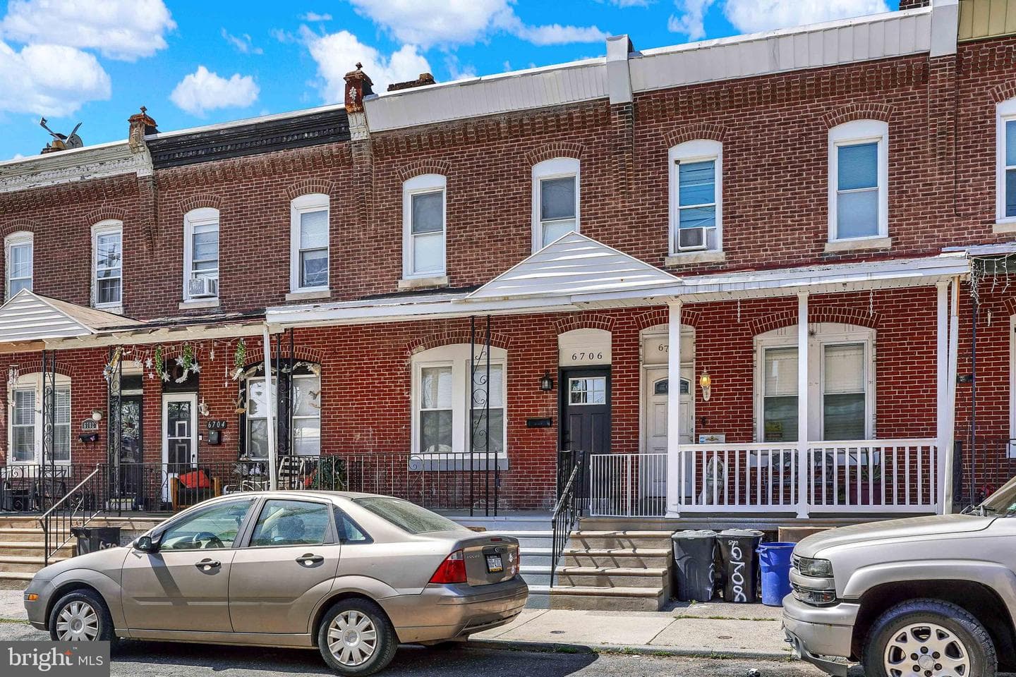 6706 Marsden Street photo 2