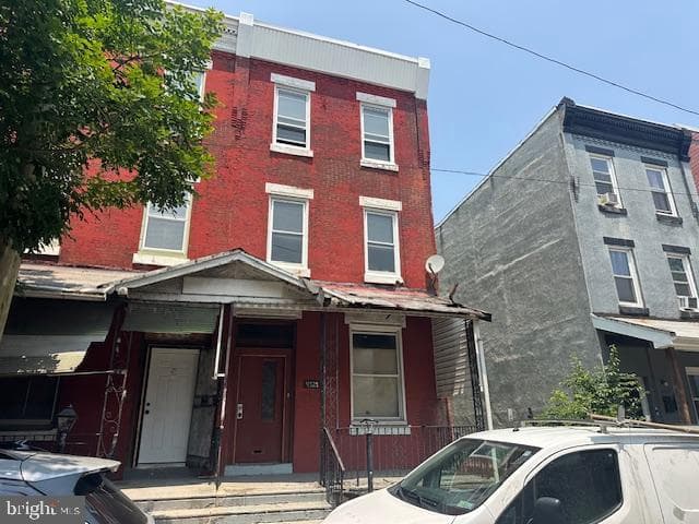 4121 Cambridge Street photo 1