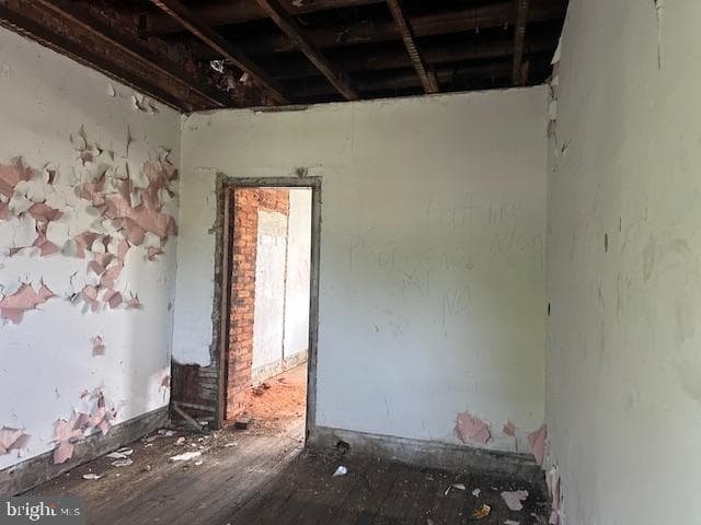 4121 Cambridge Street photo 15