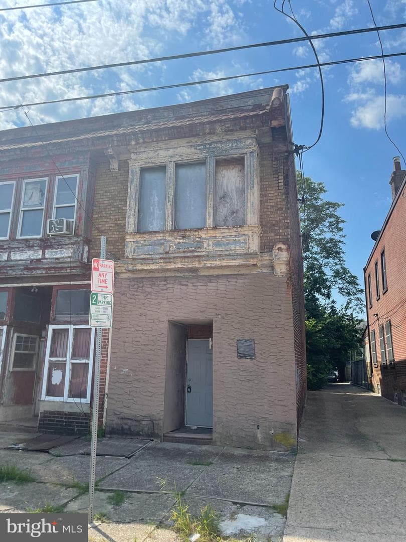 4212 W Thompson Street photo 1