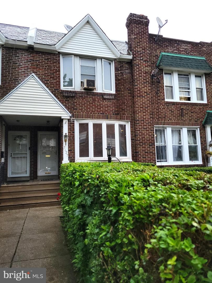 7127 Cedar Park Avenue photo 2