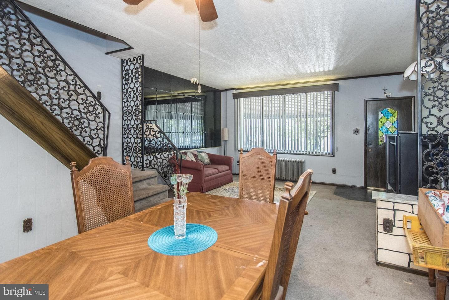 2561 E Somerset Street photo 27