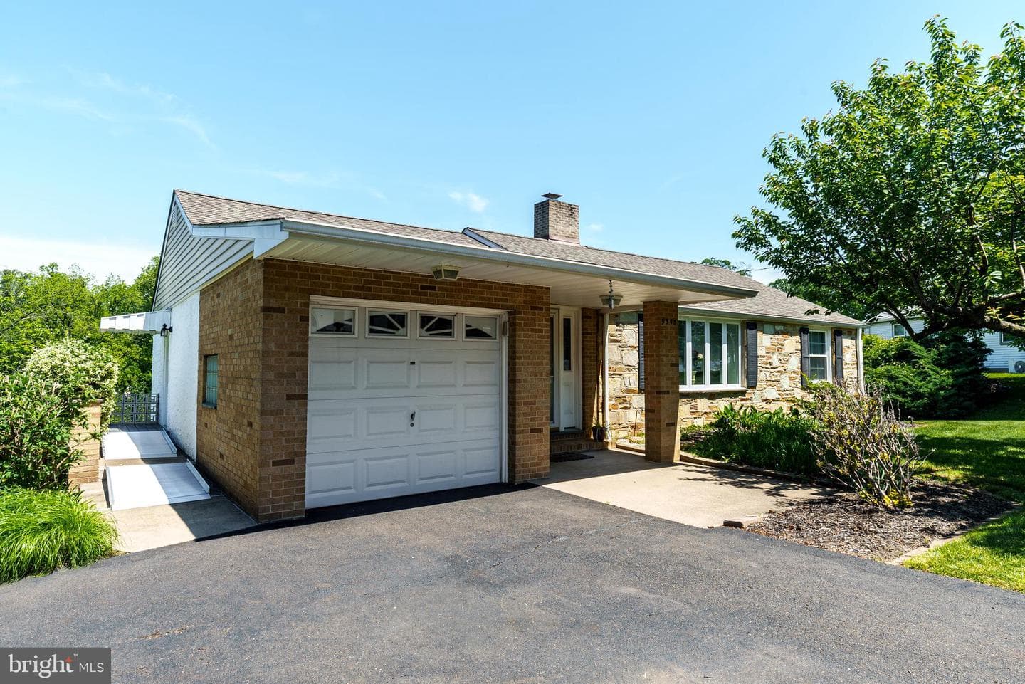 9546 Rising Sun Avenue photo 1