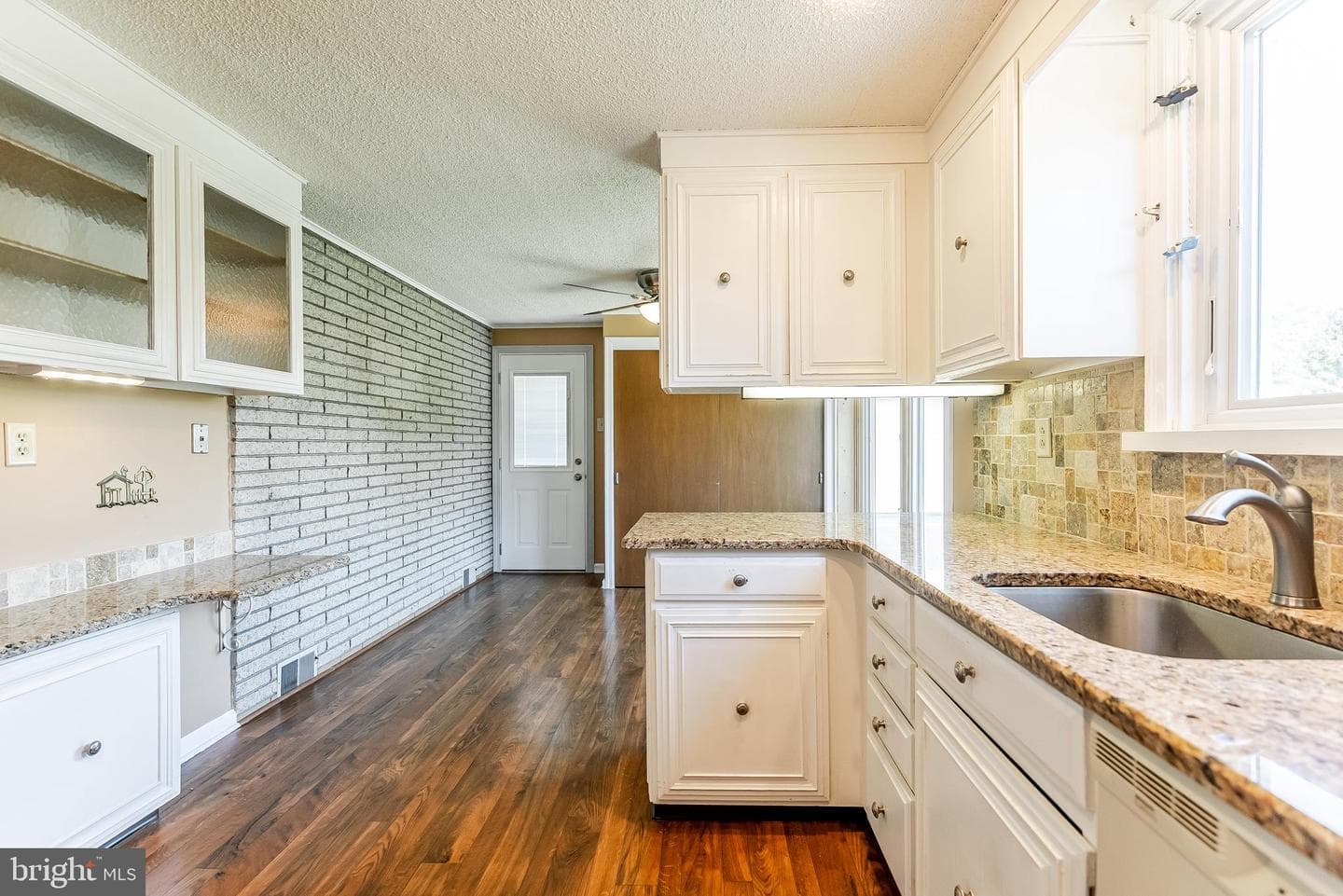 9546 Rising Sun Avenue photo 10