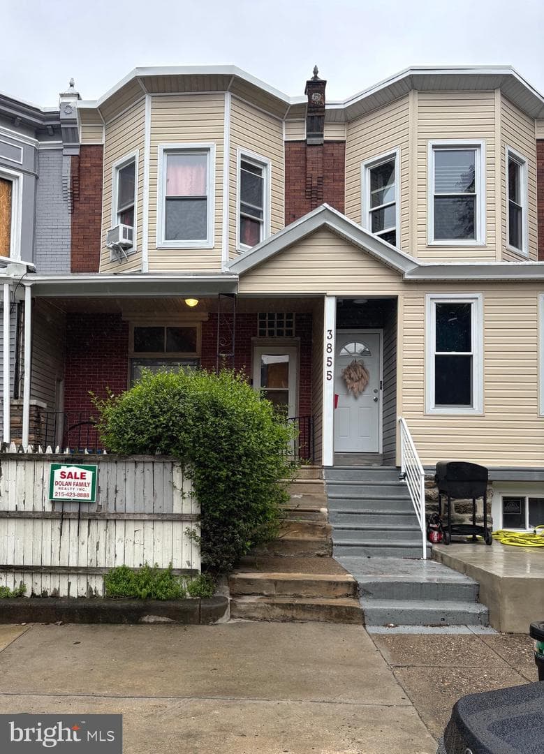 3857 N Marshall Street photo 1
