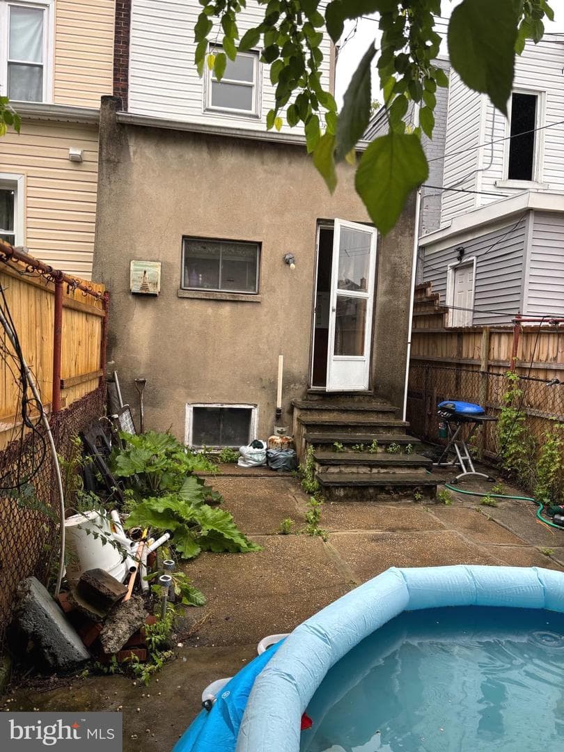 3857 N Marshall Street photo 15
