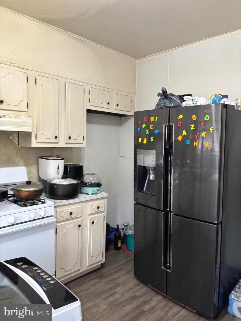 3857 N Marshall Street photo 16