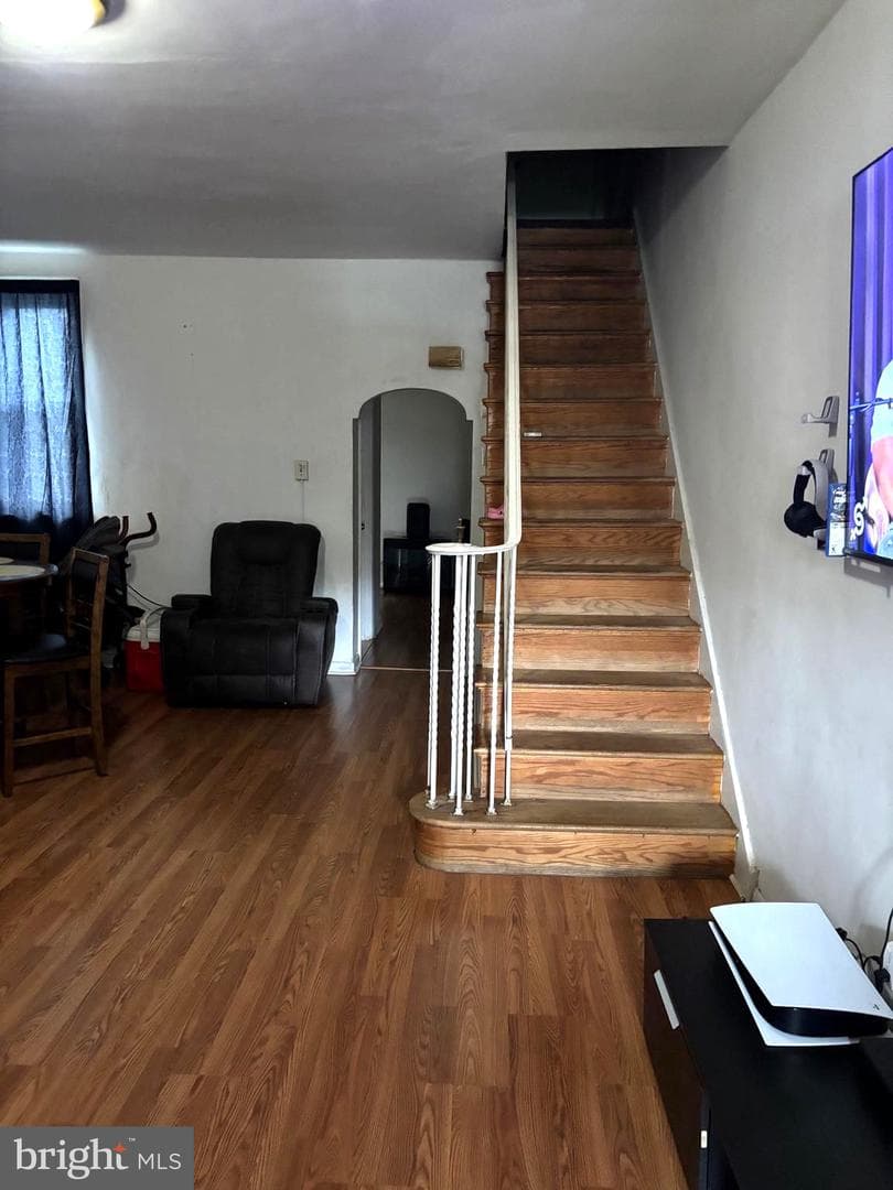 3857 N Marshall Street photo 3