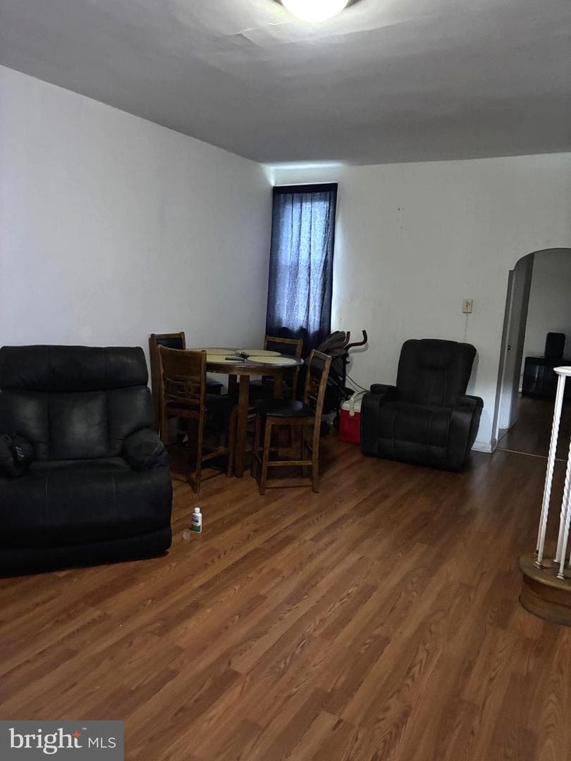 3857 N Marshall Street photo 4