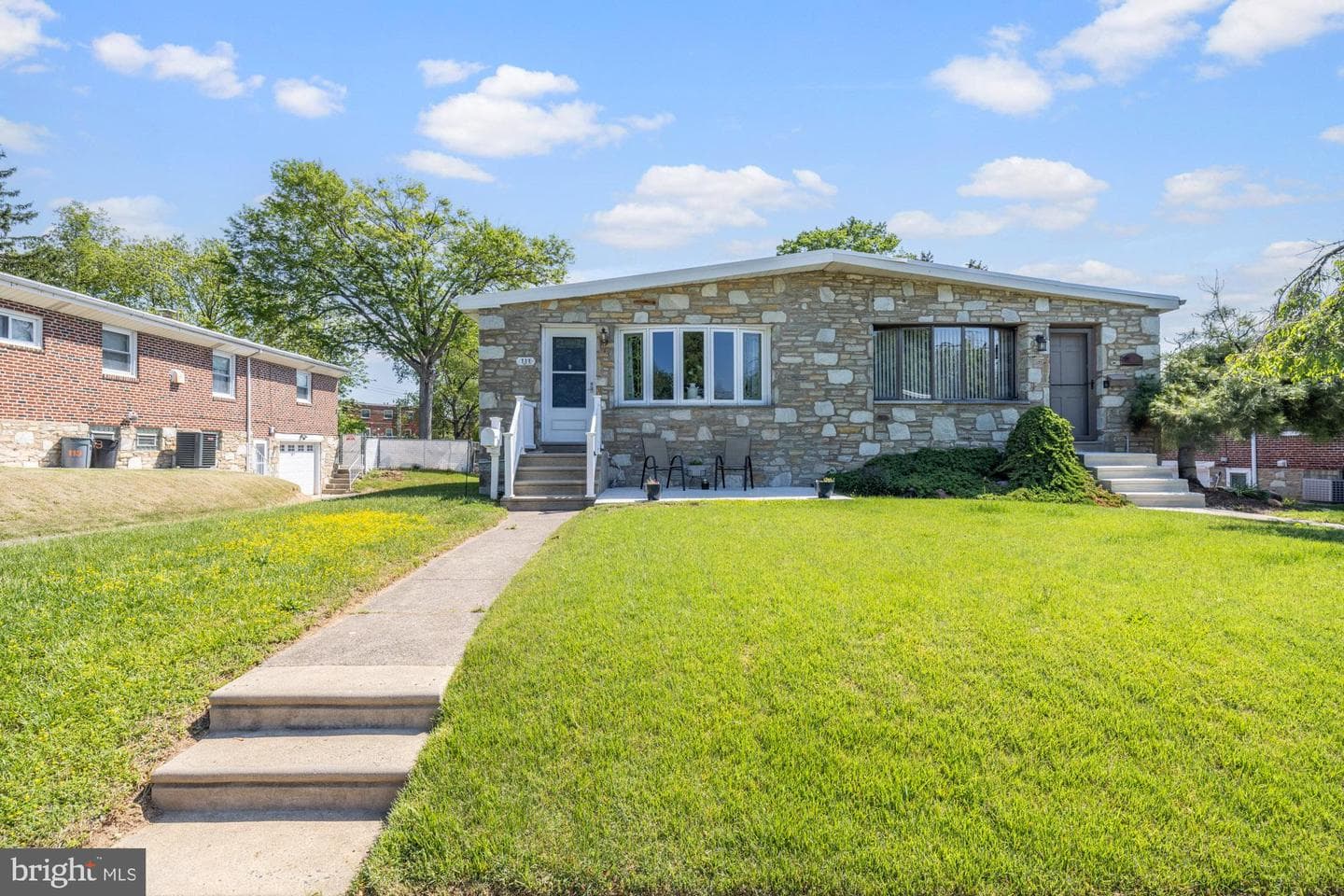 111 Village Lane photo 1