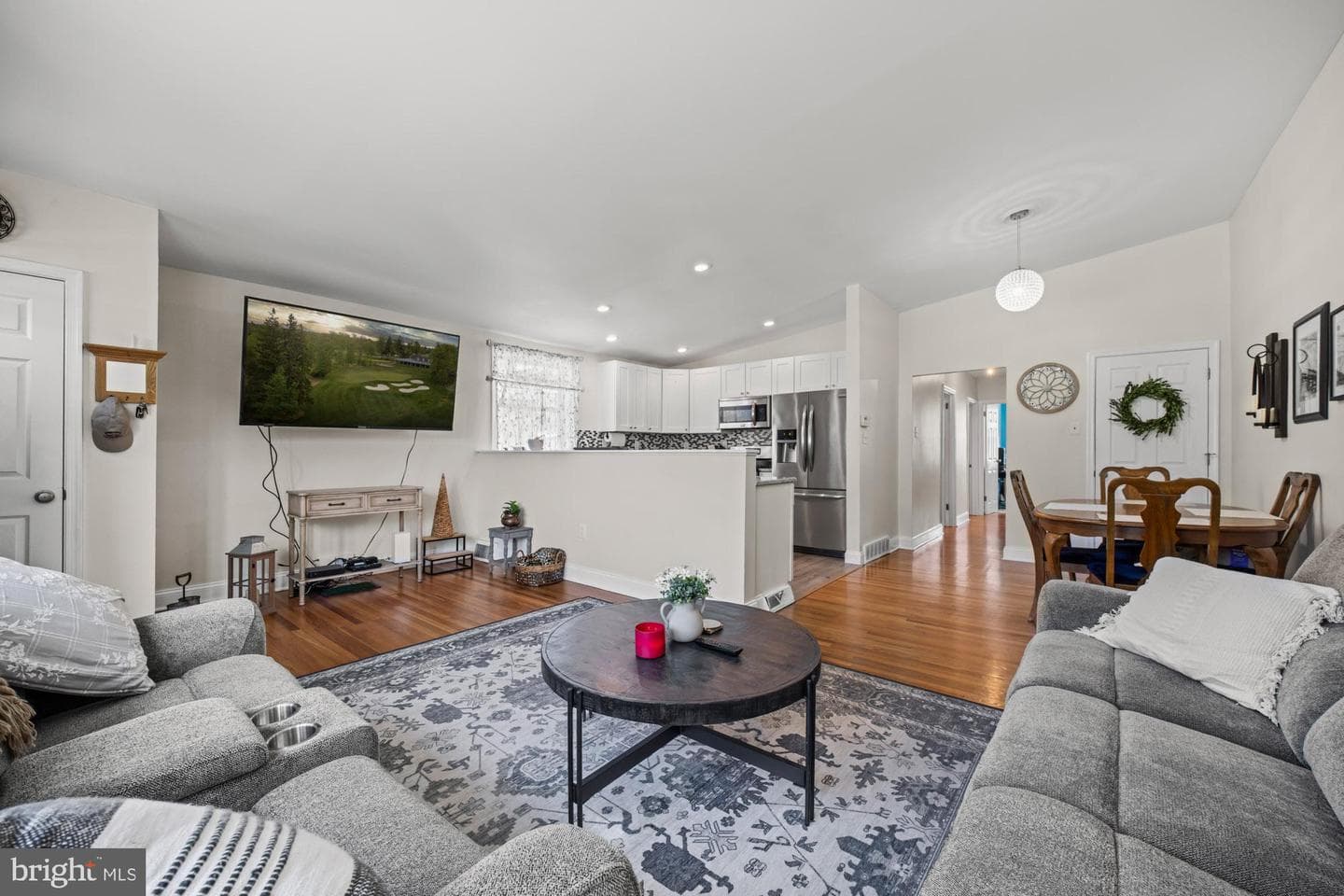 111 Village Lane photo 8