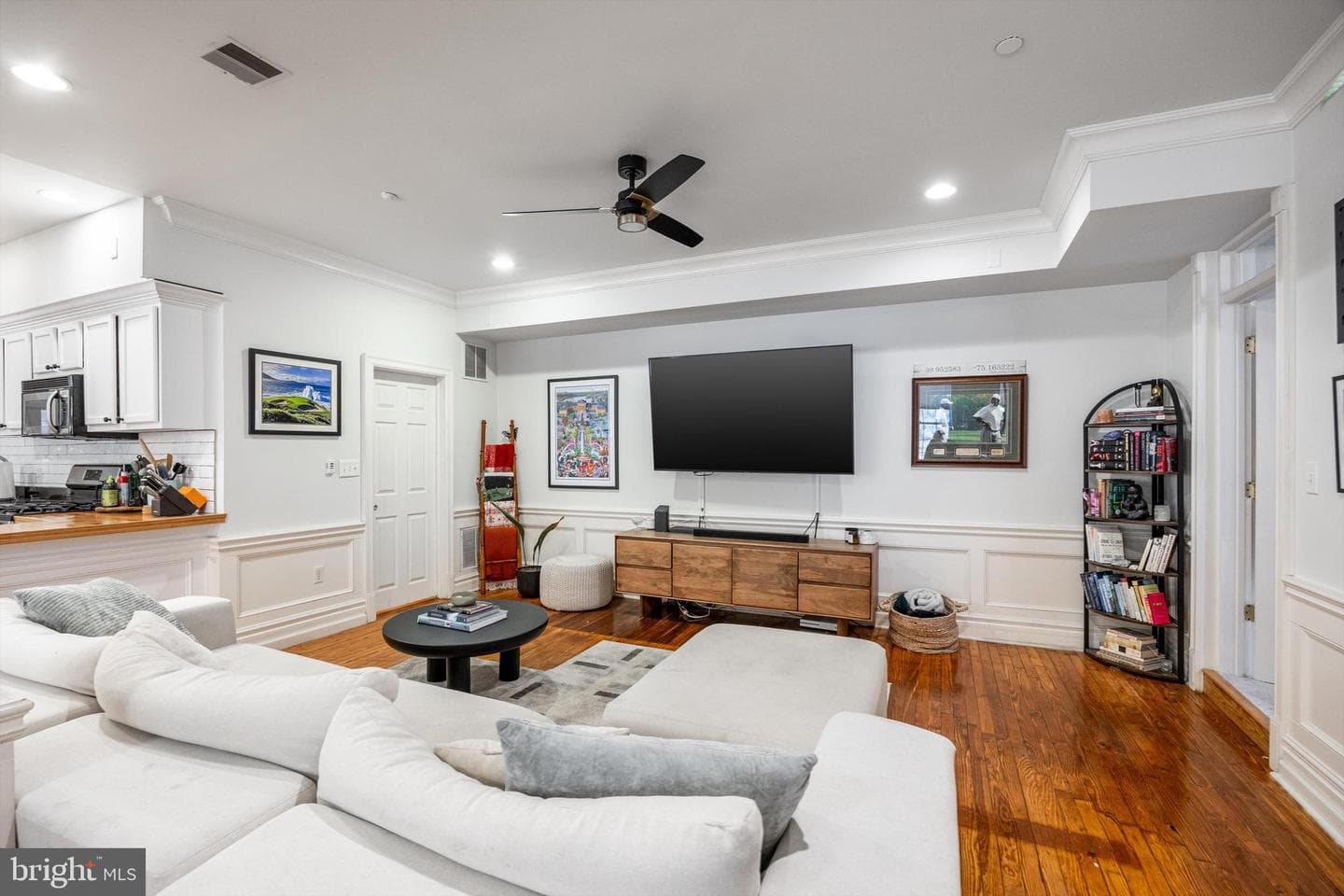 237 N Bread Street #2 photo 6