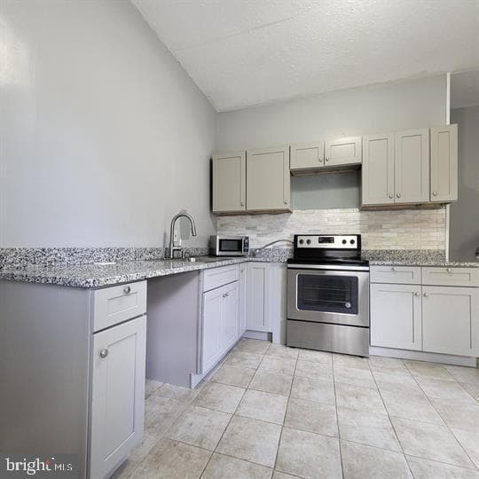 4551 Pulaski Avenue photo 11