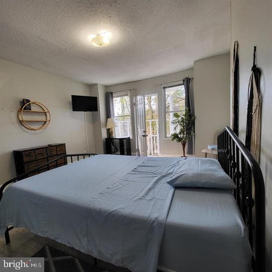 4551 Pulaski Avenue photo 16