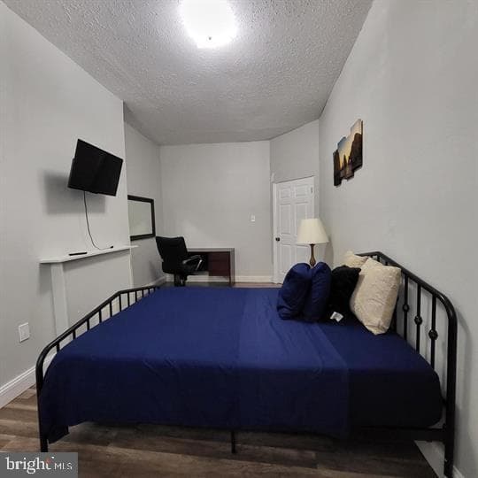 4551 Pulaski Avenue photo 39